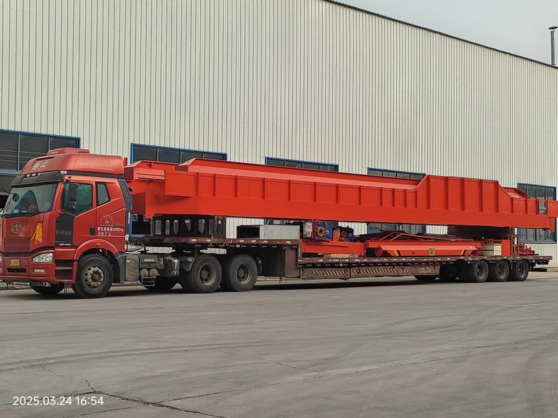 通用橋式起重機 QDXX32/5t—19.5m 電動單梁橋式起重機 2臺 LD10t—16.5m 制作完成，發(fā)往河北石家莊交付客戶使用。